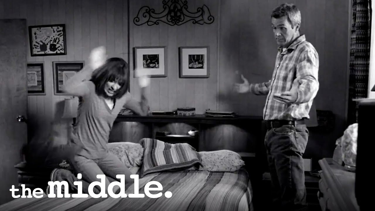 Mike and Frankie's Big Three Classic Couples Fights | The Middle