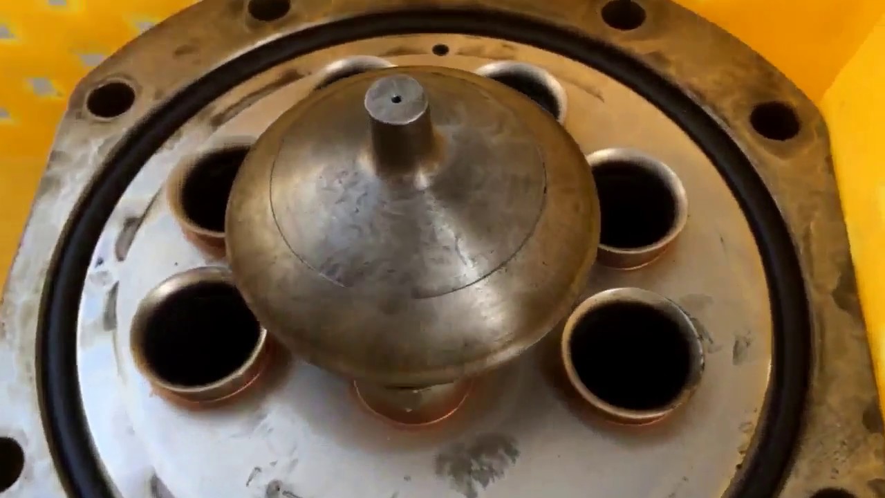 Compressor - Dismantled Screw Compressor Carlyle 06NA