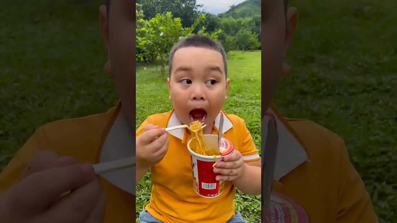 &Yacute; TƯỞNG tuyệt vời. Đơn giản v&agrave; bạncũng c&oacute; thể sử dụng n&oacute; #camping #survival#lifehacks #noodles