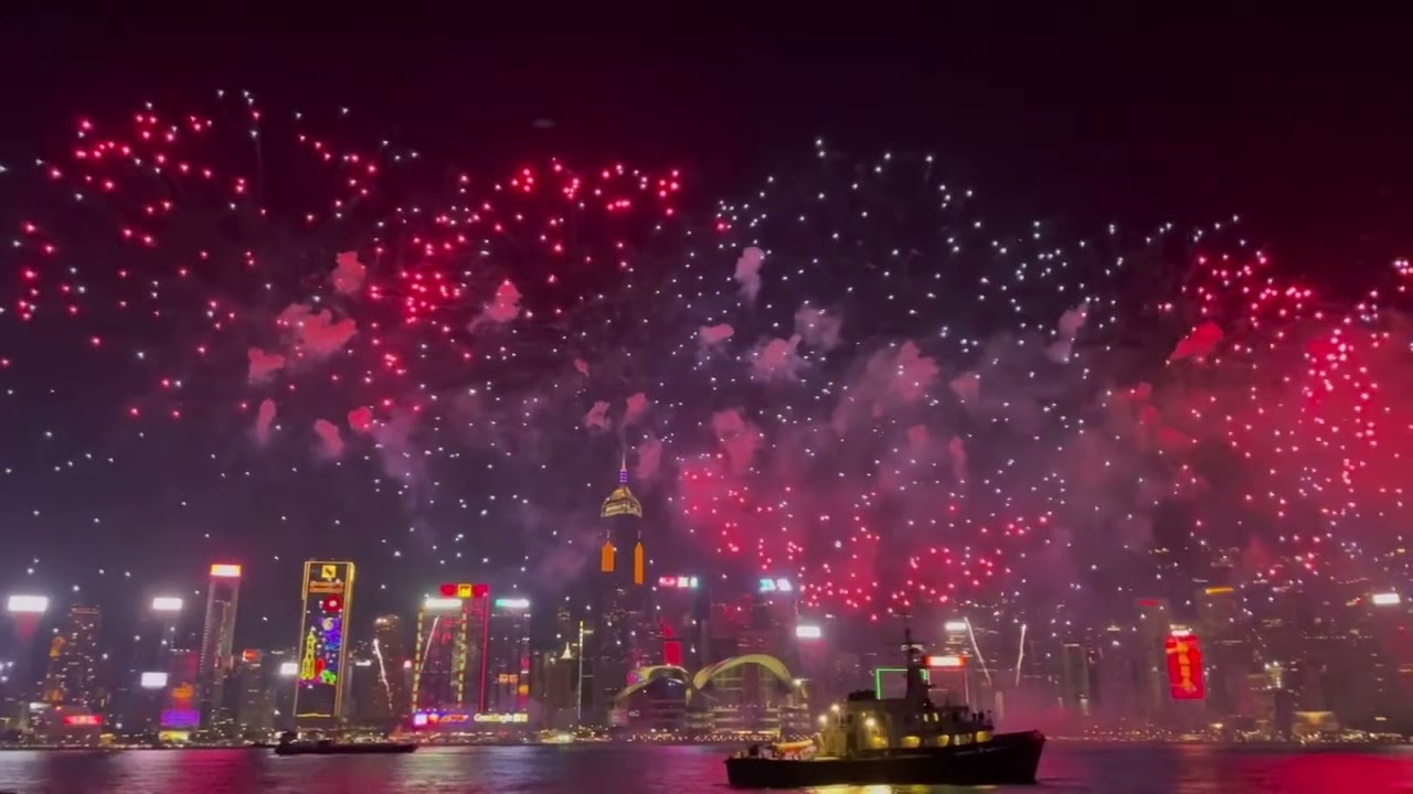 Hong Kong Lunar new year fireworks 🧨 