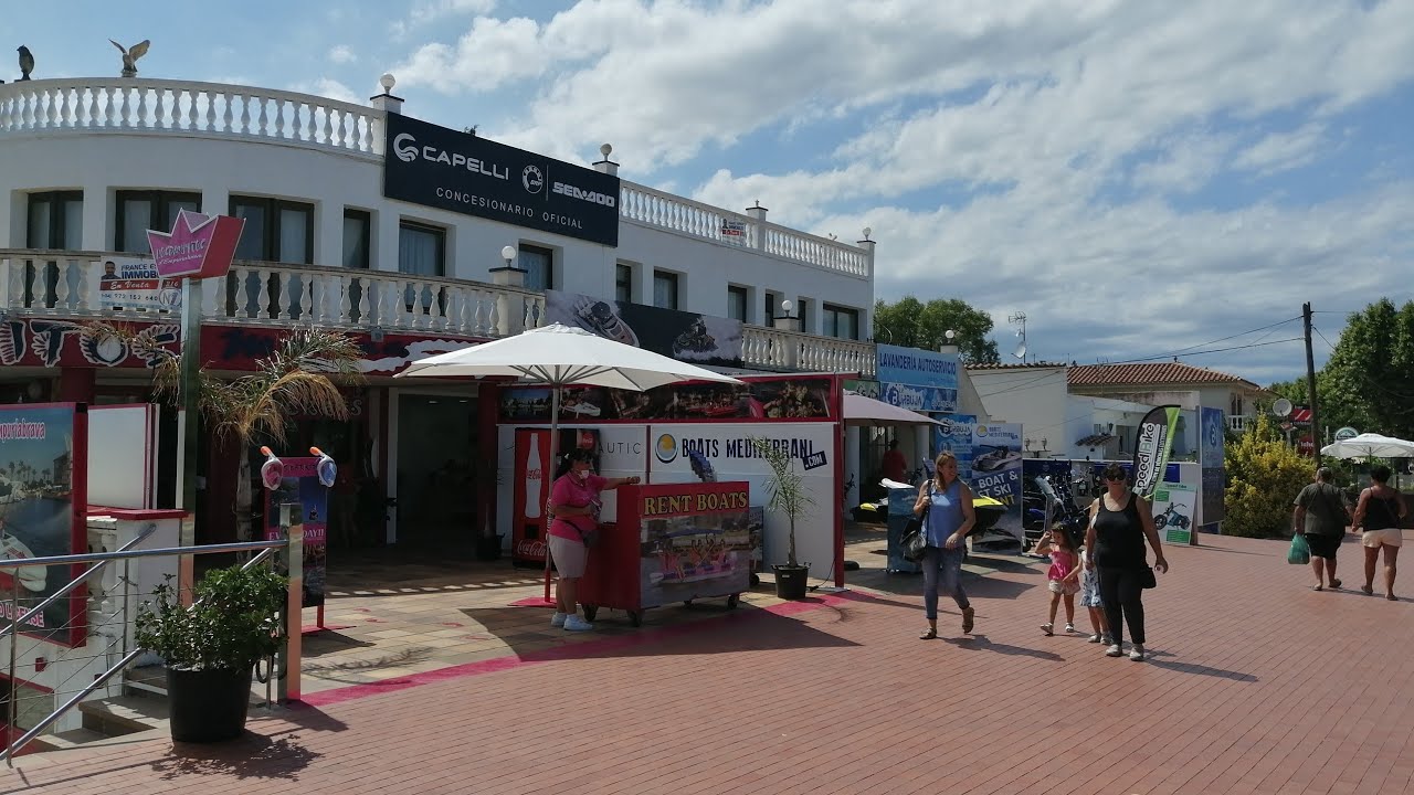 Walking tour Shops and Restaurants Empuriabrava part 1