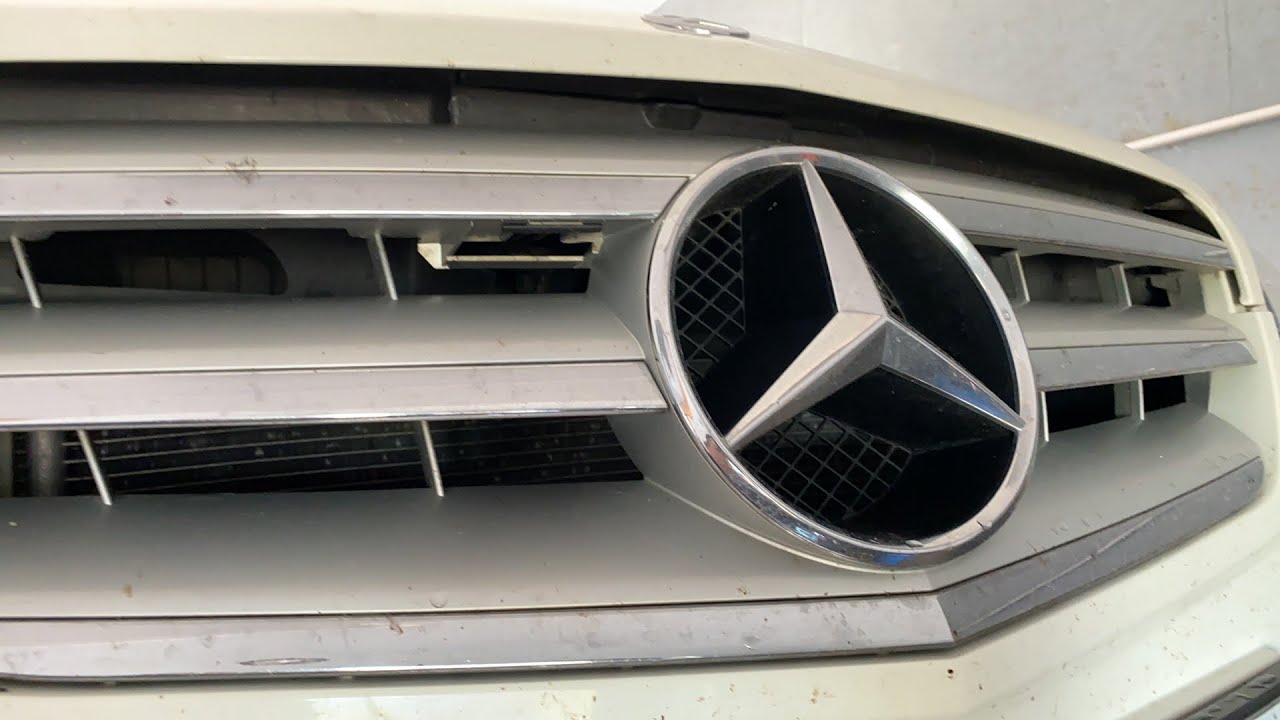 Wie stelle ich die Handbremse beim Mercedes w245 b Klasse