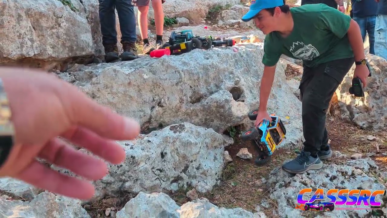 תחרות זחלנים עם פרצה בחוקים 