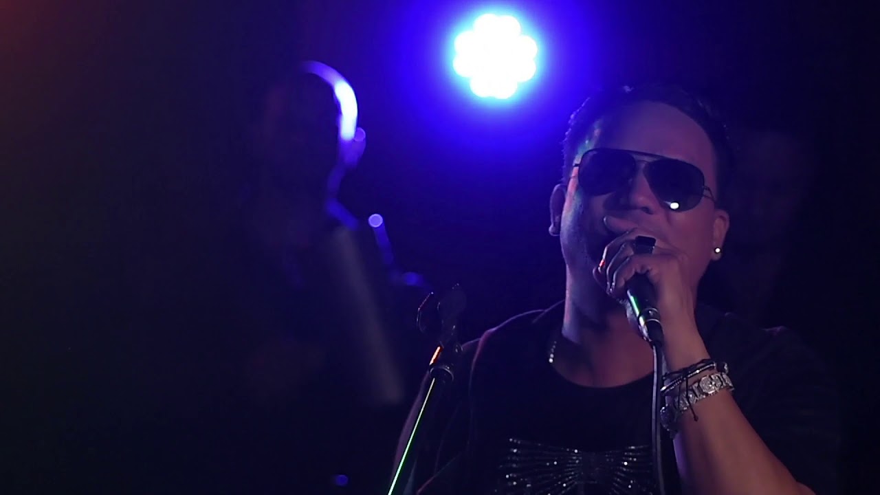 Kiko Rodriguez - El Verde De Tus Ojos (Concierto Virtual En Vivo)