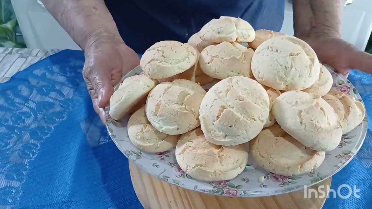 Bolacha de polvilho com fuba crocante fácil de fazer 