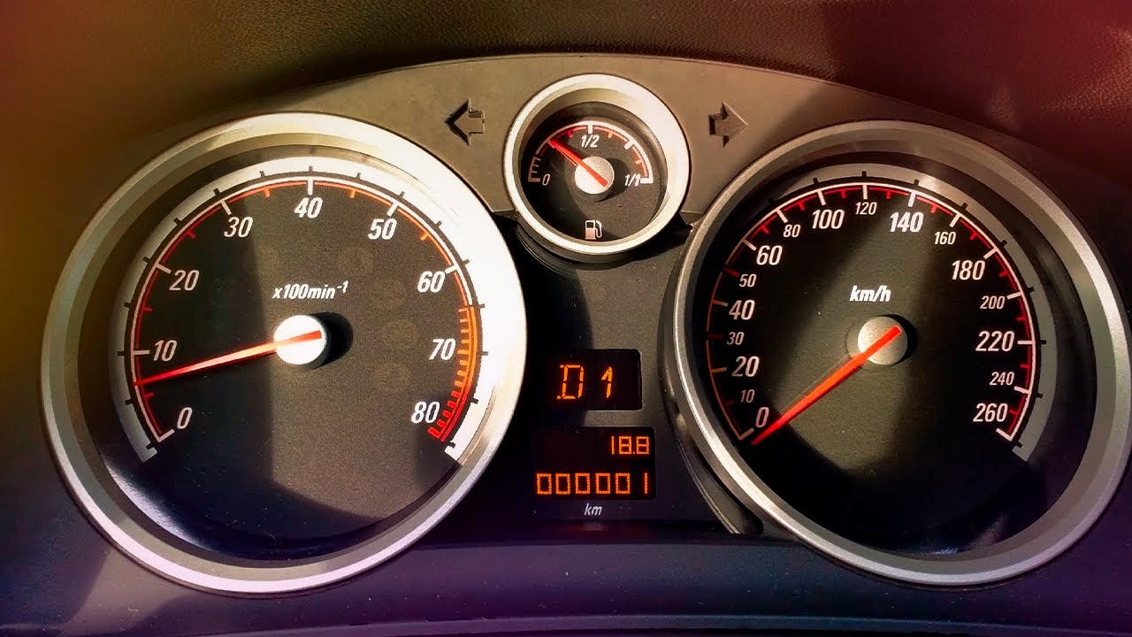 Приборная панель SPORT на OPEL ASTRA H
