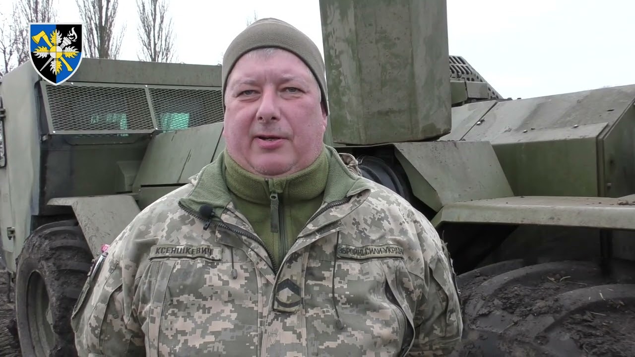 Машина механічного розмінування HYDREMA 910 MCV