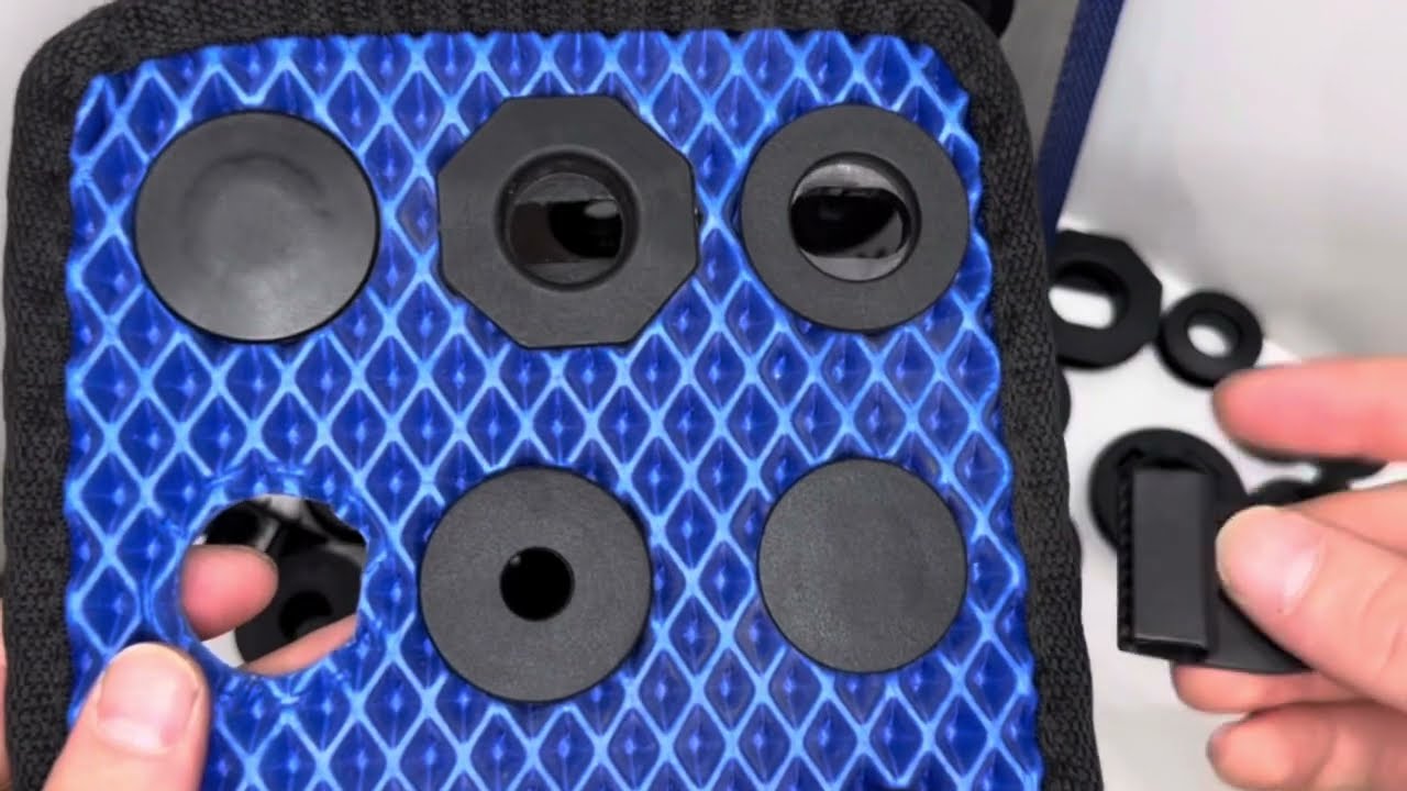 Автомобильные клипсы. Крепления для ковриков.