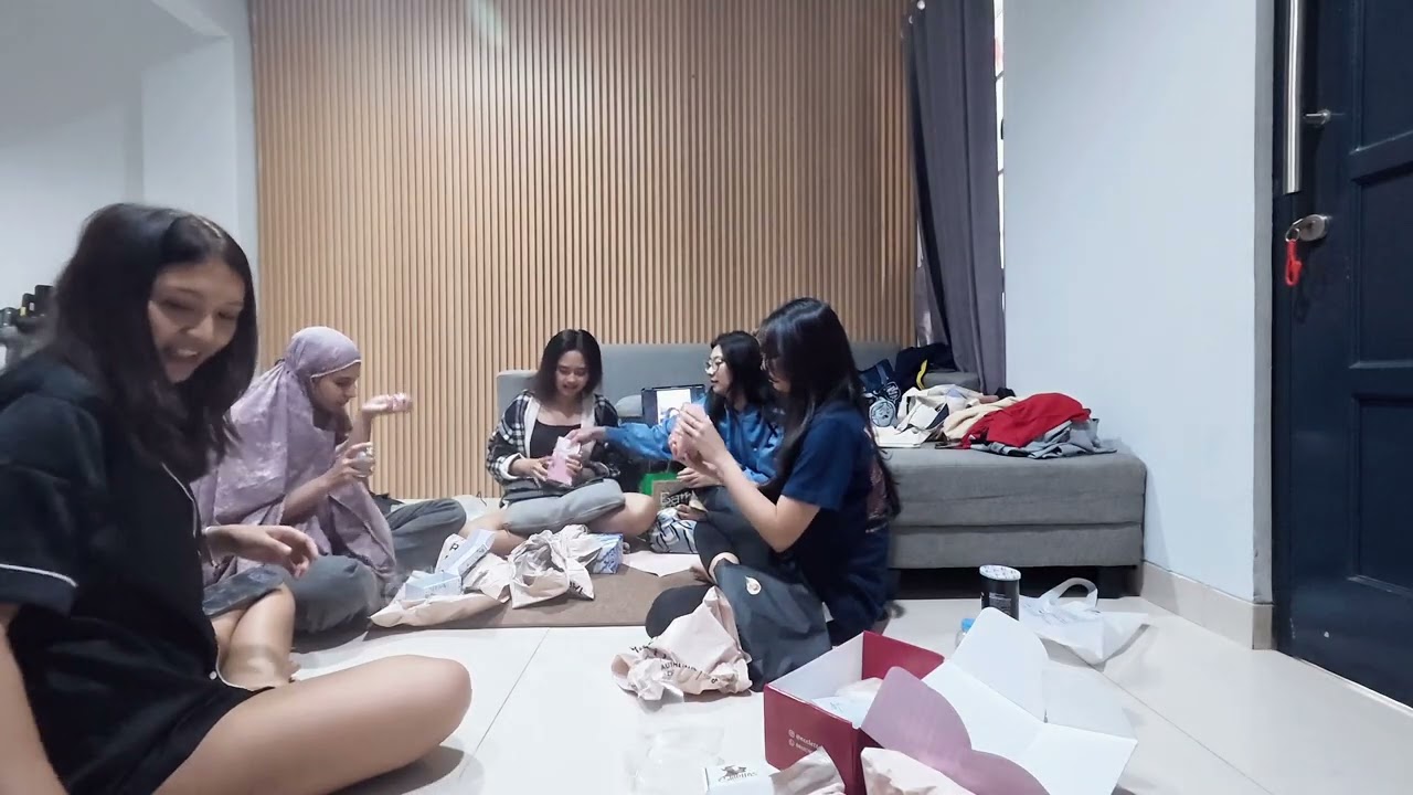 Tukar kado yg terlambat