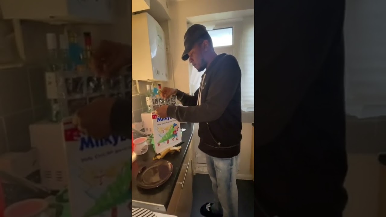 Uk artist put weed in advent calendar for the holiday special