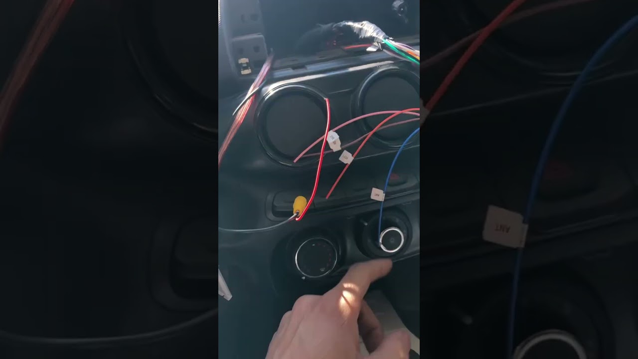 Instalação câmera ré Fiat argo com relê