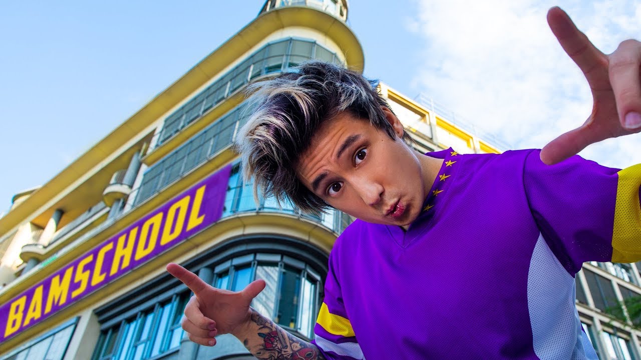 Meine EIGENE SCHULE ist JETZT ERÖFFNET! #Bamschool | Julien Bam