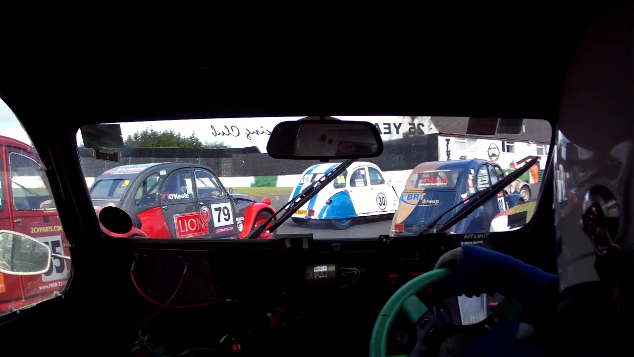 Classic 2CV Racing Club 30th anniversary, race 3 , Mallory park