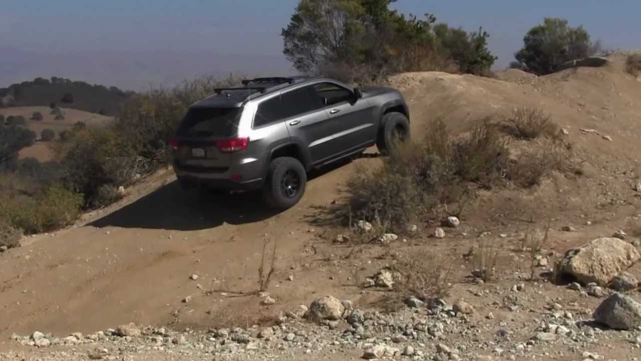 2012 Grand Cherokee WK2 - Off road @ Hollister Hills