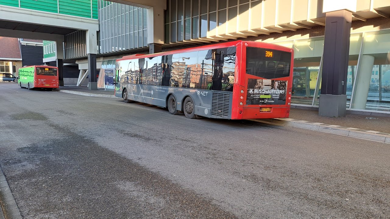 Het bus en trein vervoer in Zaandam 14-12-2022