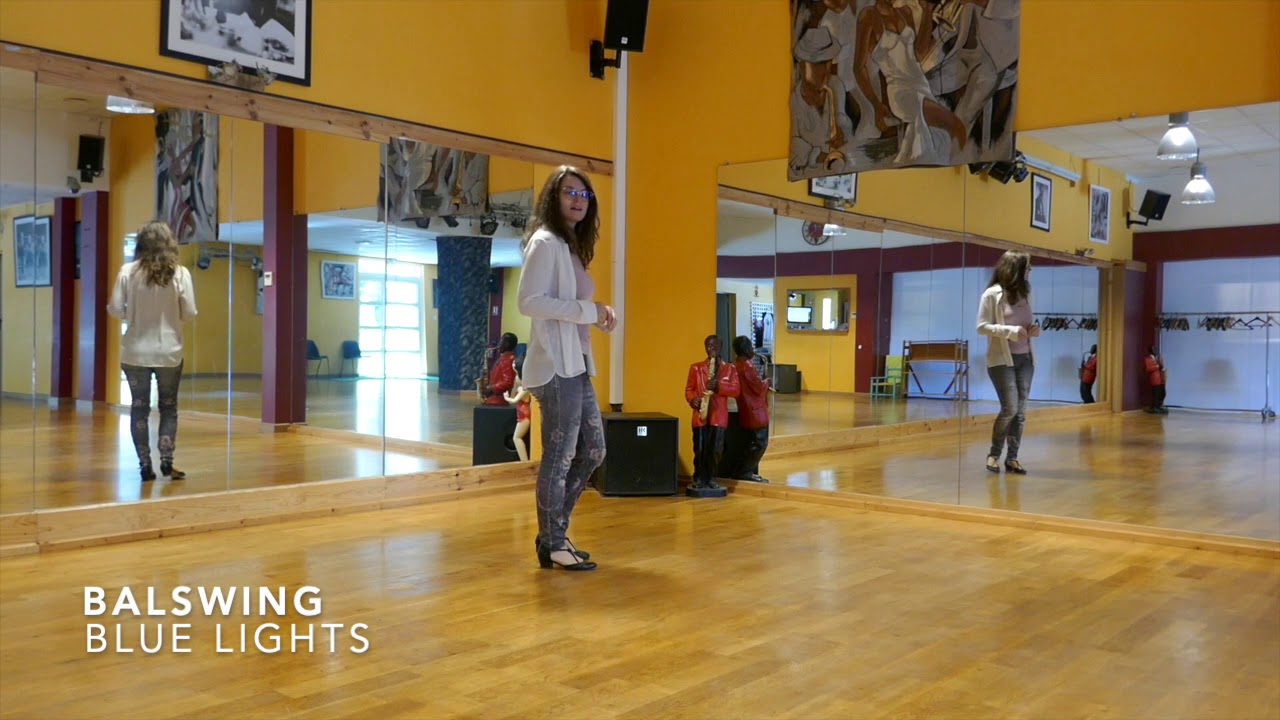 Blue lights - danses en ligne