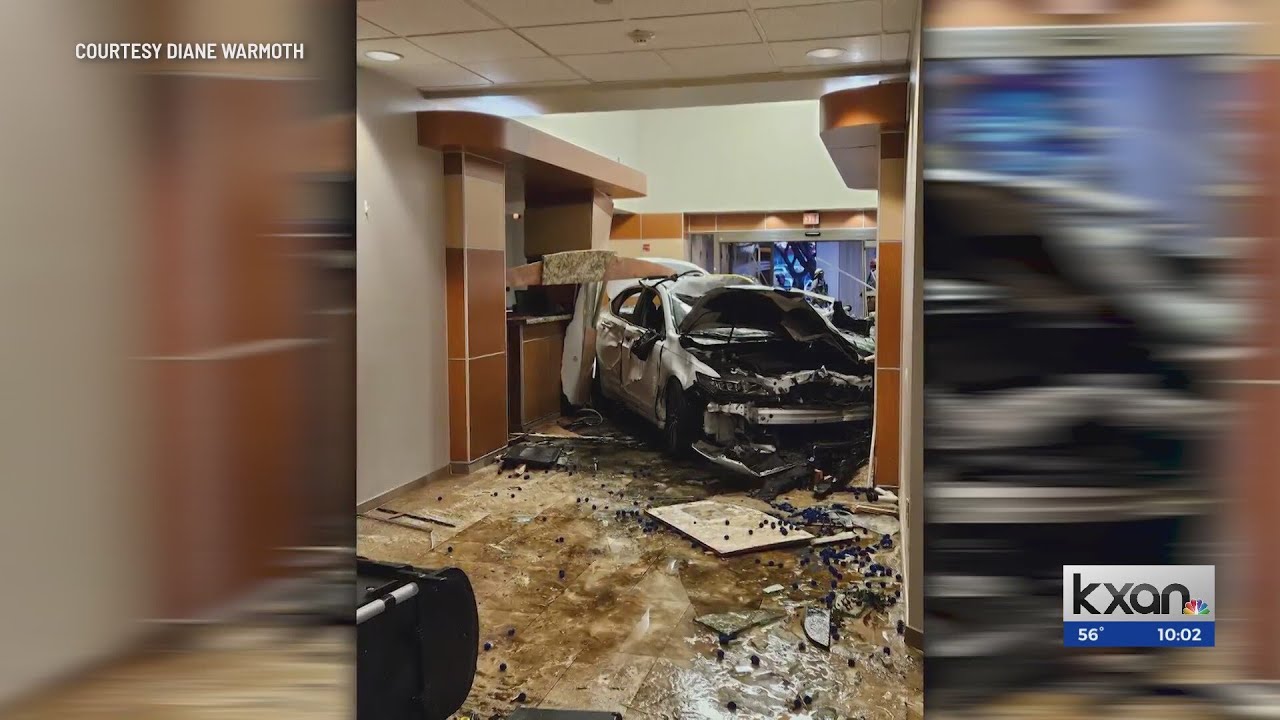 Person working at hospital describes with it was like for workers inside north Austin hospital after