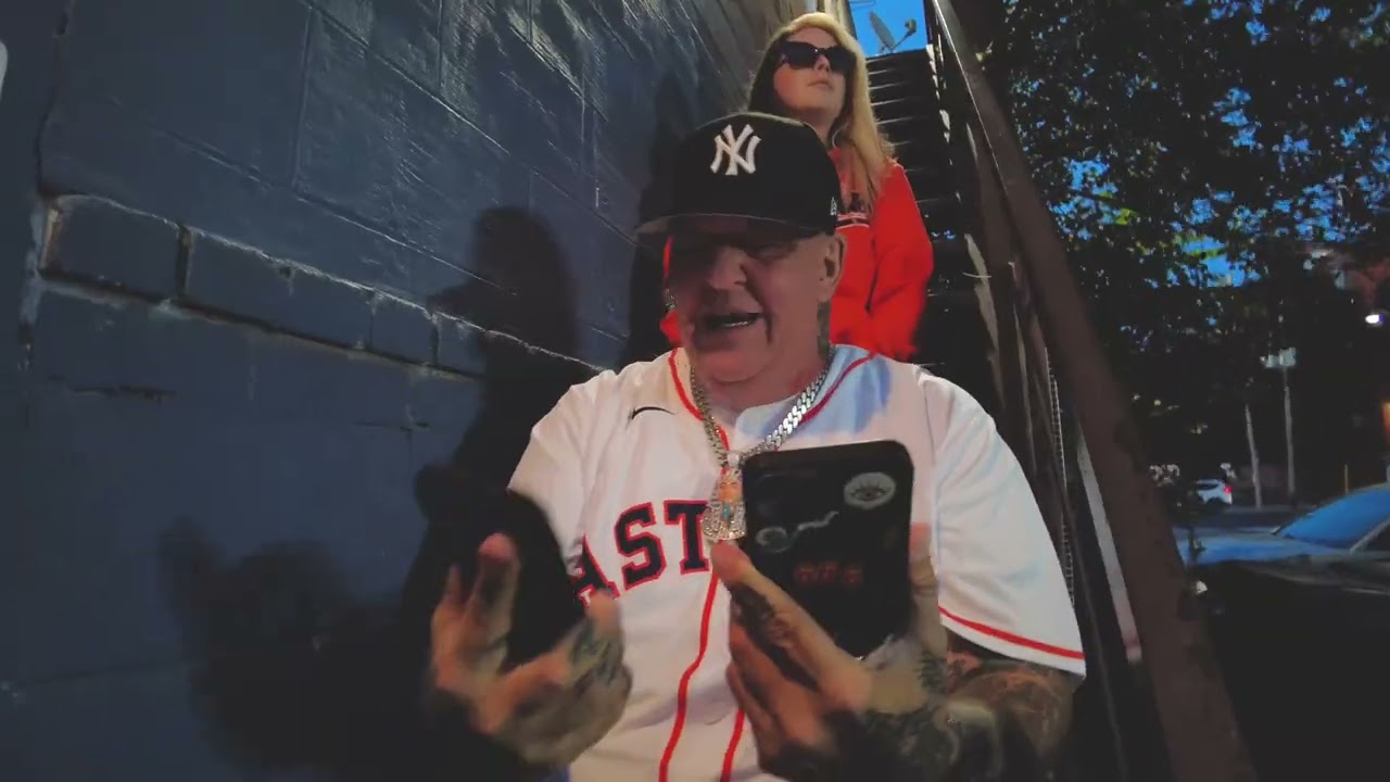 Ayoo Bigz - The Drug Of Art Dealing