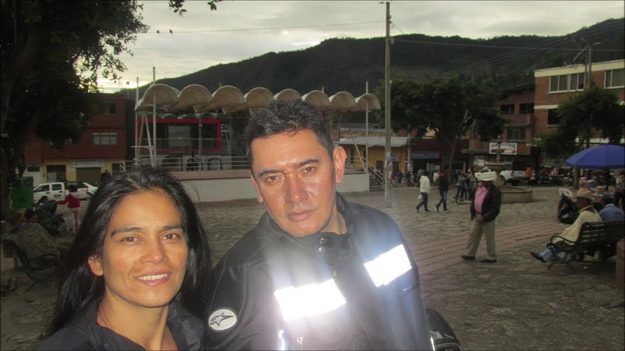 14 Llegando a Pasca - Cundinamarca. Tour en moto por Colombia.