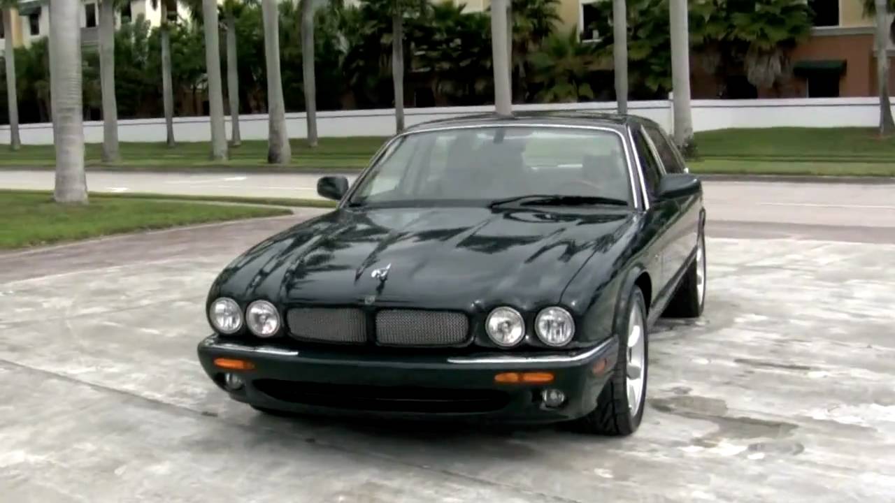 2001 Jaguar XJR - British Racing Green