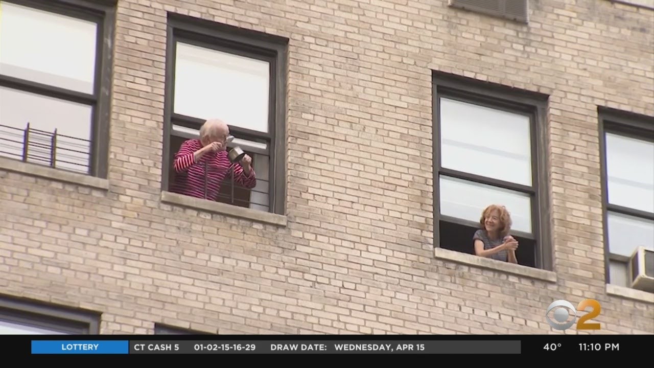 Coronavirus Update: NYC Residents Join 'New York, New York' Sing-Along To Honor Essential Workers