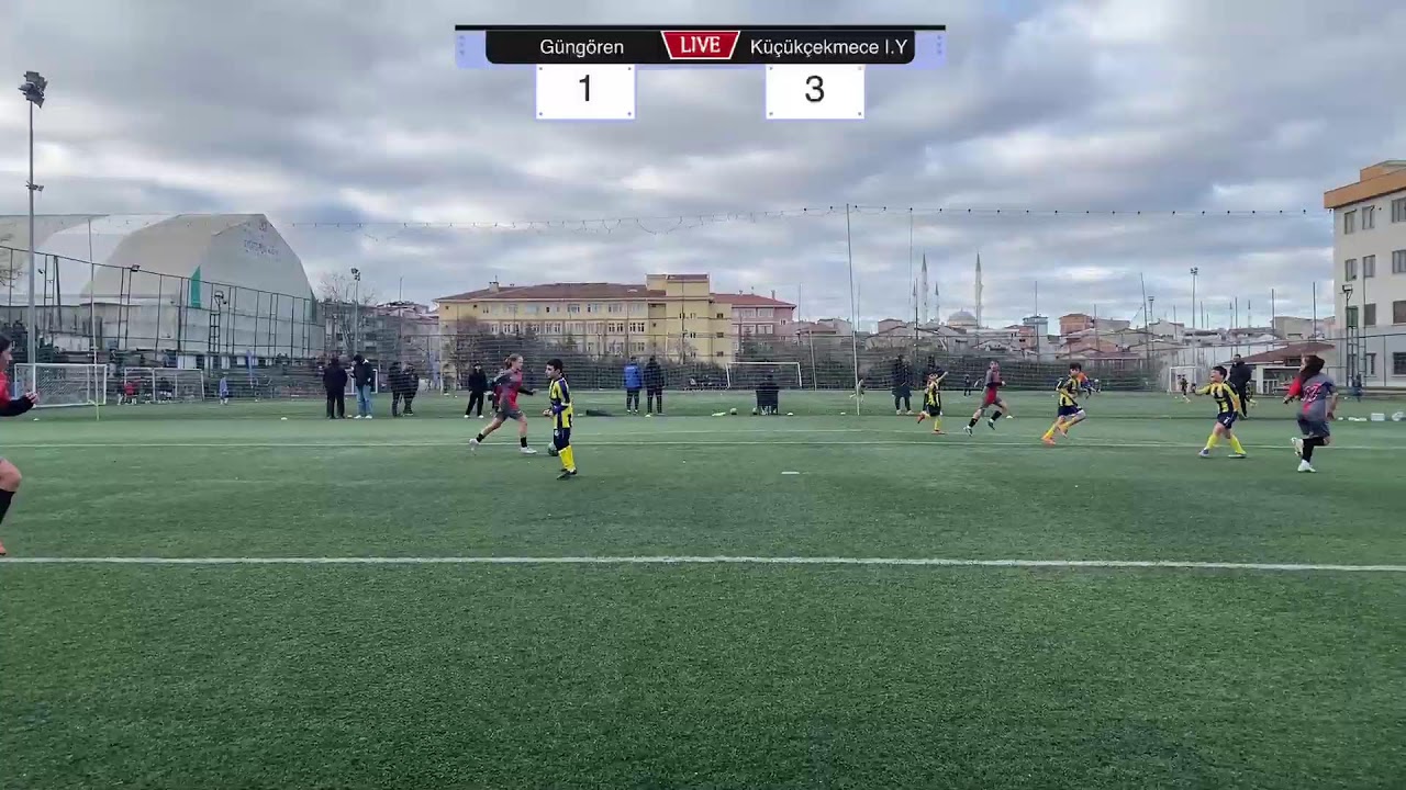LİG34 TÜRKİYE/GÜNGÖREN-KÜÇÜKÇEKMECE İ.Y