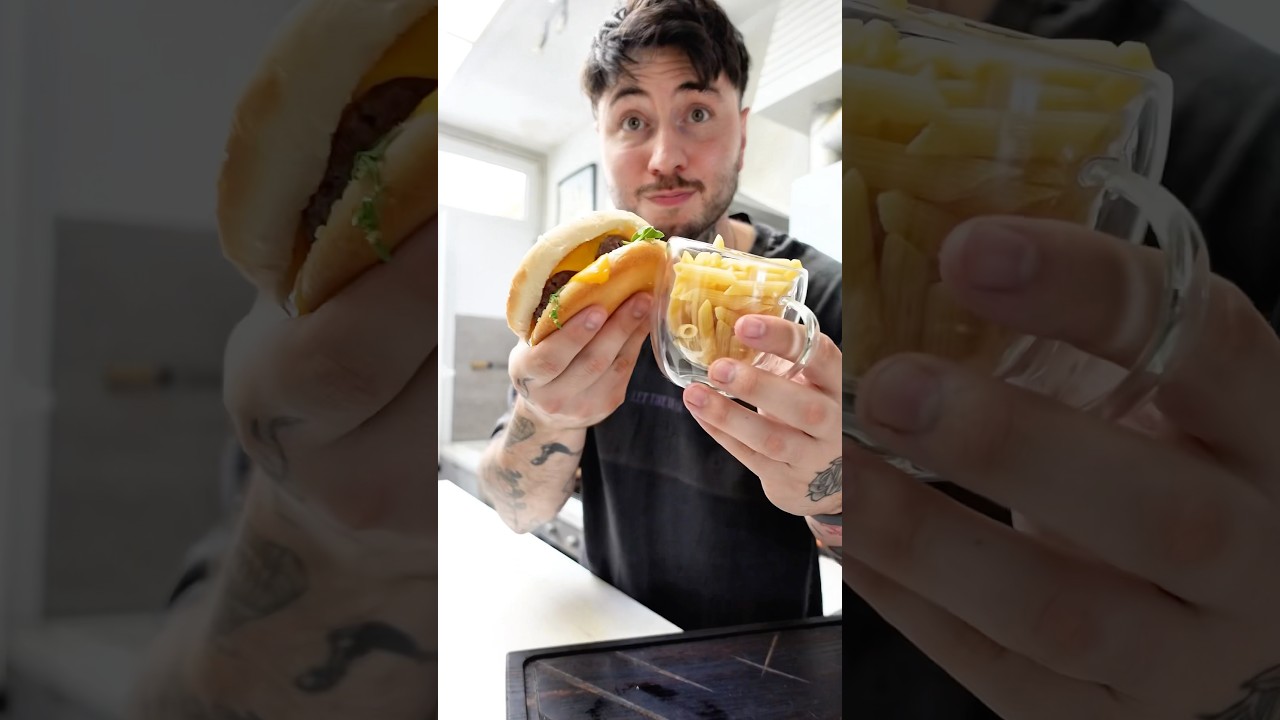 T&rsquo;as d&eacute;j&agrave; essay&eacute; le m&eacute;lange p&acirc;tes et burger ?! 🍔🍝#pates #burger #recette #recettefacile #seizemay