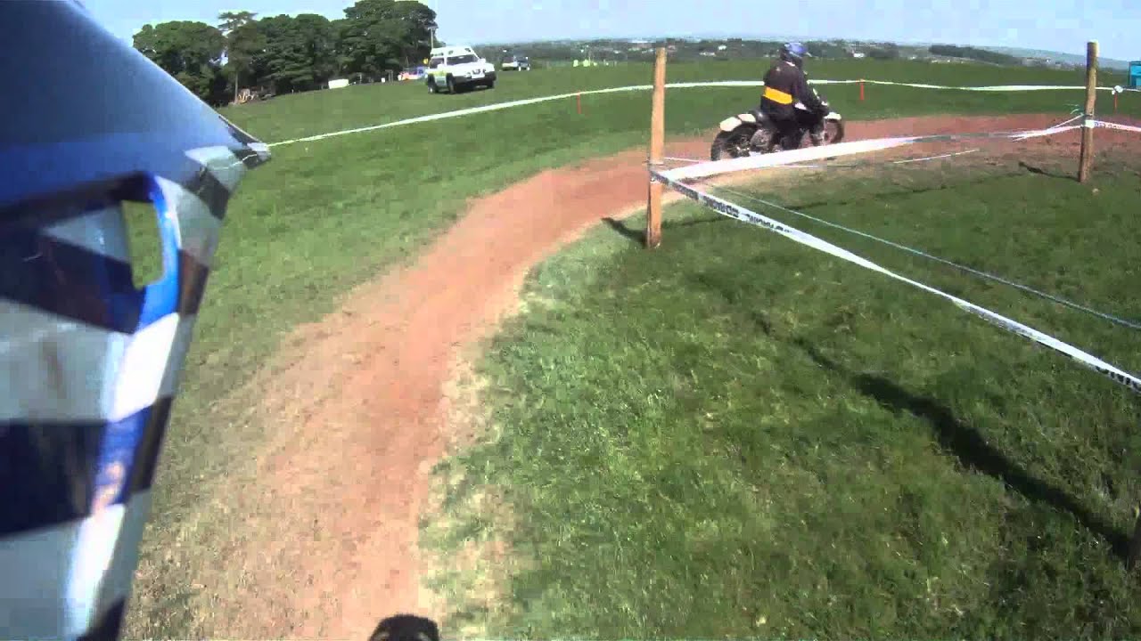 Royal Enfield Bullet 612 at Acorns Classic Scramble 2012 chasing a Bumble bee