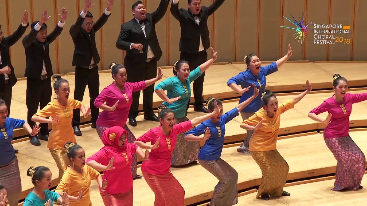 Gayatri (Bagus S. Utomo) - Vocalista Harmonic Choir ISI Yogyakarta