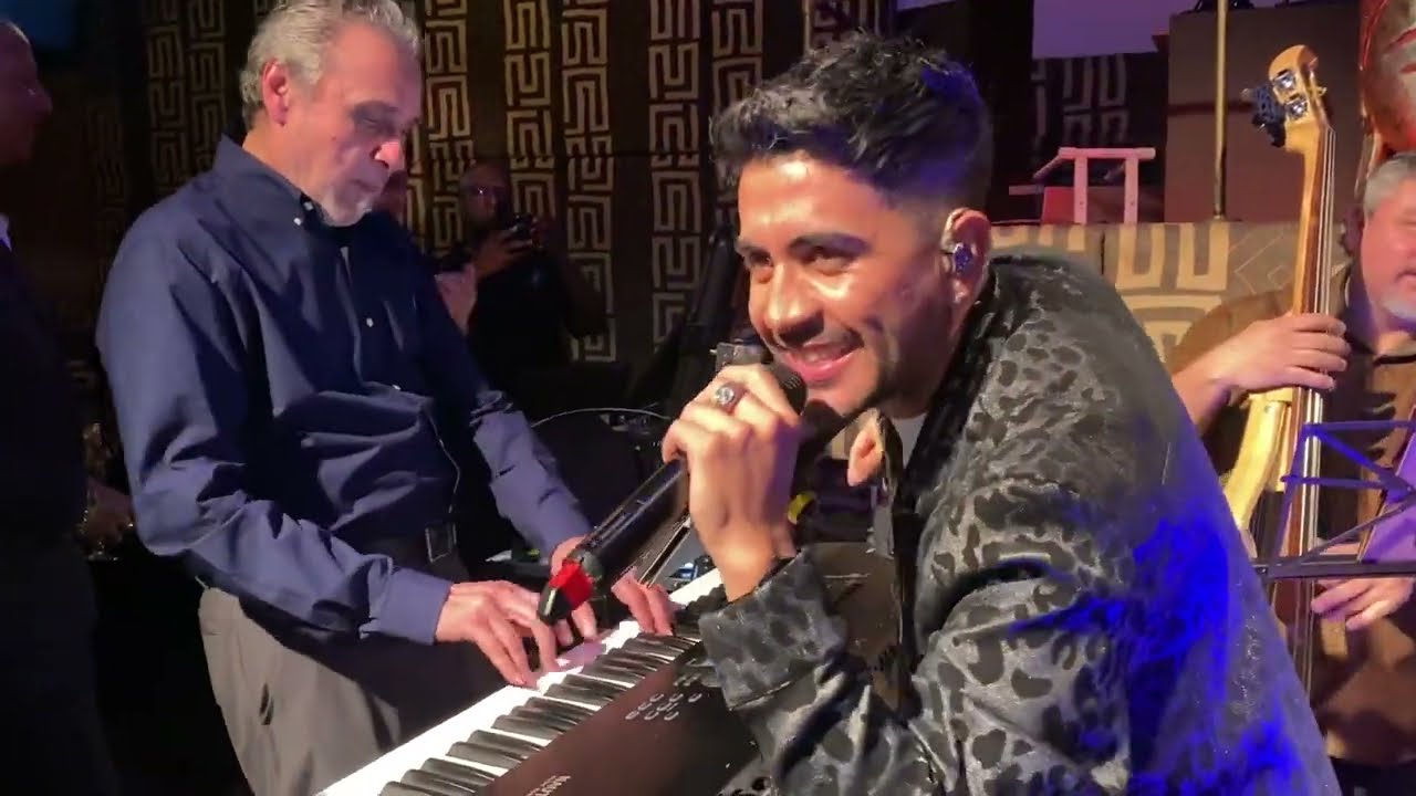 Arturo Ortiz Master Pianist jams with Santiago & La Orquesta at Latin Mondays at Taj