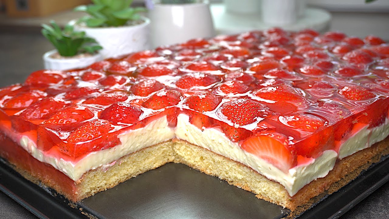 Этот клубничный торт с маскарпоне настолько вкусный, что я пеку его каждые выходные!