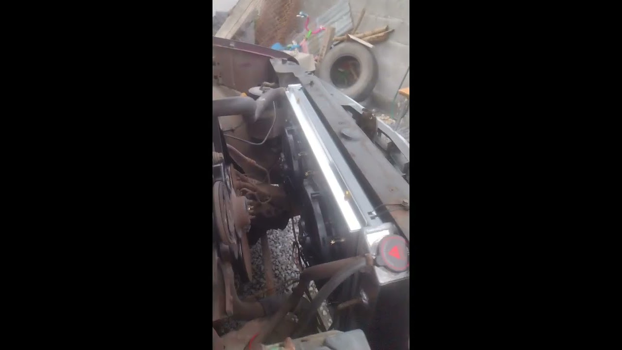 instalando radiador de 3 líneas Chevrolet Silverado 90