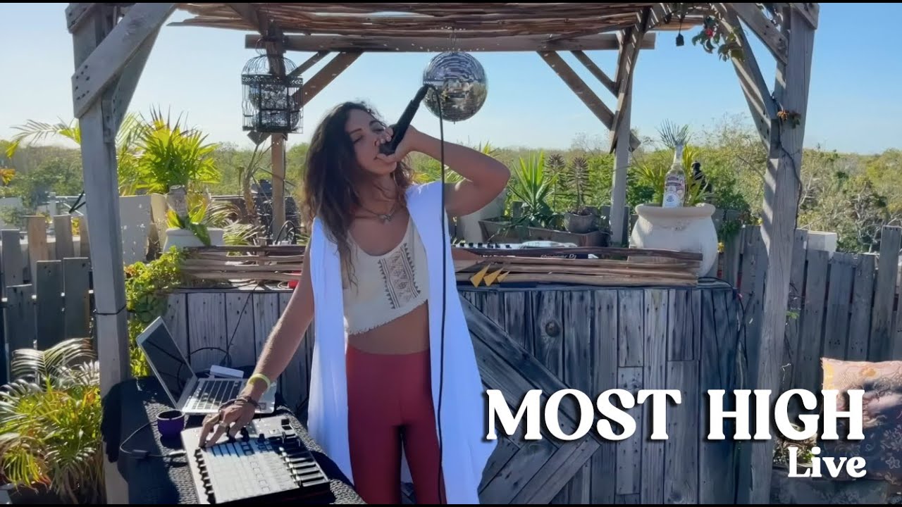 Sari Seramor - Most High - Live