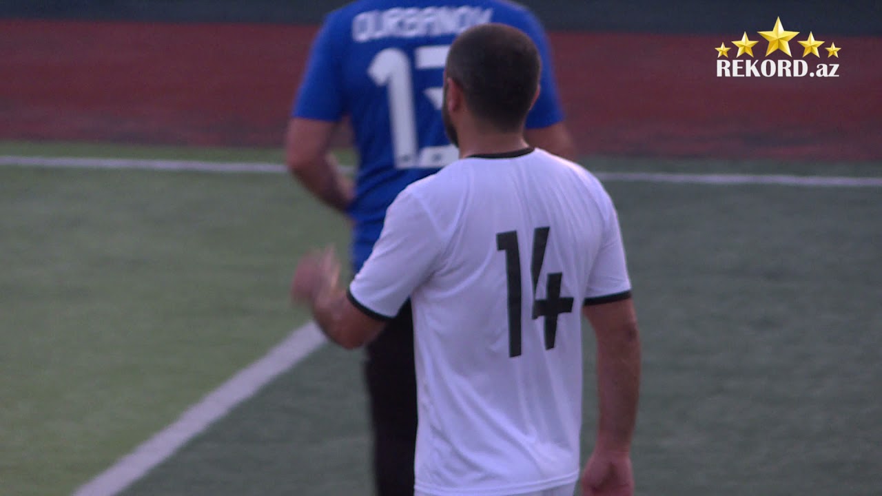 Futbolumuzun ulduzları qarşı-qarşıya: Zaur Tağızadə,Qurban Qurbanov, Rəşad Sadıqov, Zaur Ramazanov