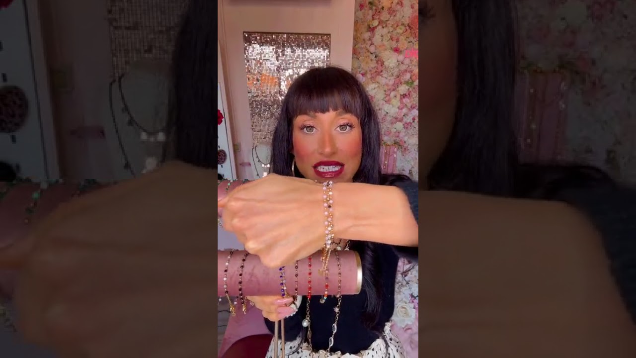 ⚡️In Live per mostrarvi i nuovi colori del Bracciale Rosario ad un prezzo Top! #shopping #bracciale