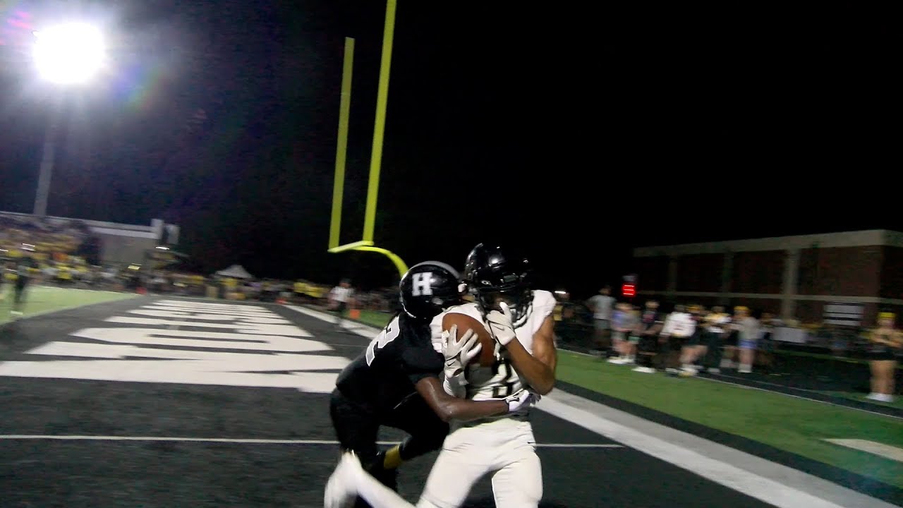 Friday Night Football Thriller: Whitehaven Scores in final seconds to defeat State Champ Houston