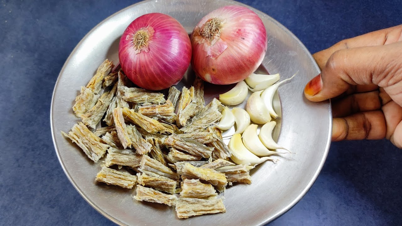 बोंबिल को अलग मजेदार टेस्टी मसाले के साथ बनाकर देखिये उंगलिया चाटते रह जाओंगे |Bombil Masala Recipe