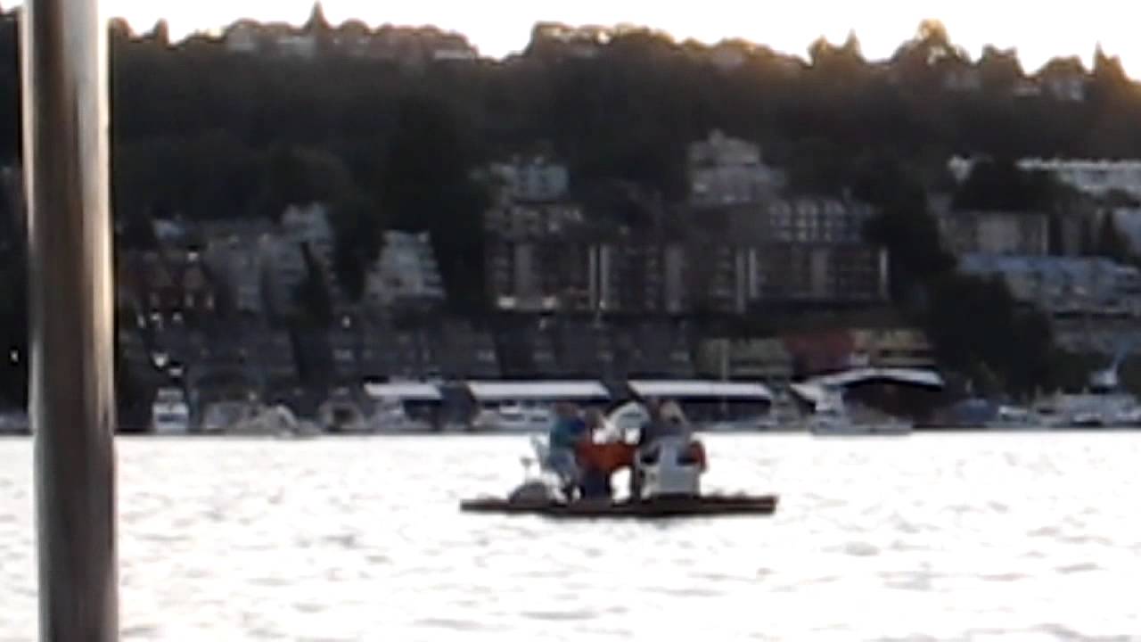 DINING on LAKE UNION