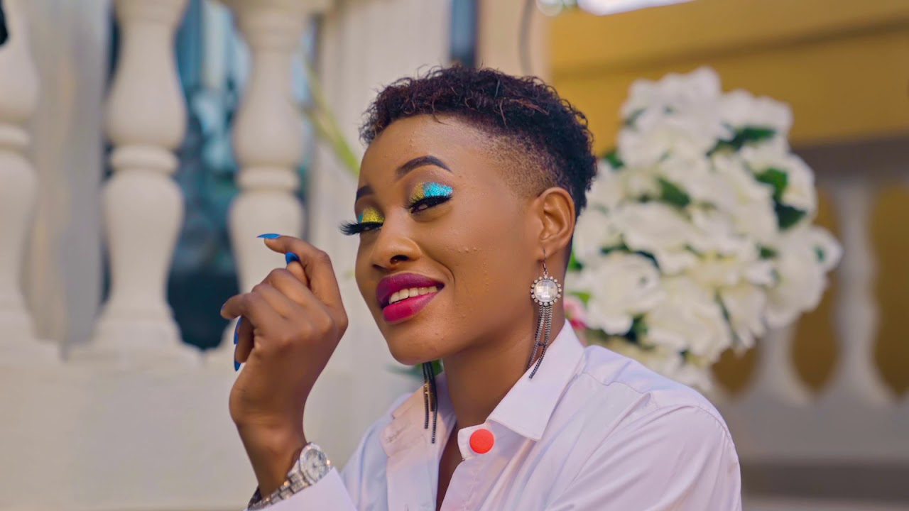 Vika - ANTI-DOTS (clip officiel)