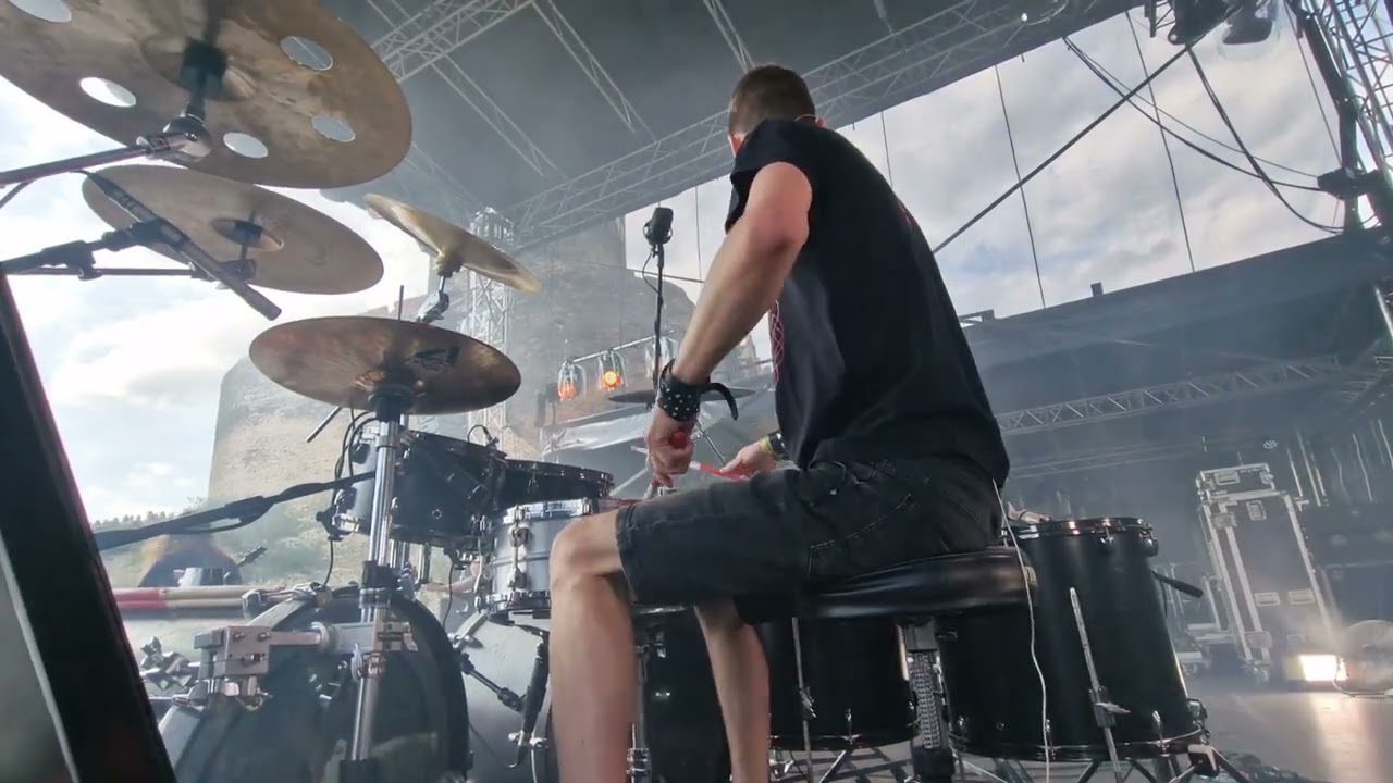 Runika- Pradawna Moc (Live drumcam Castle Party 2023)