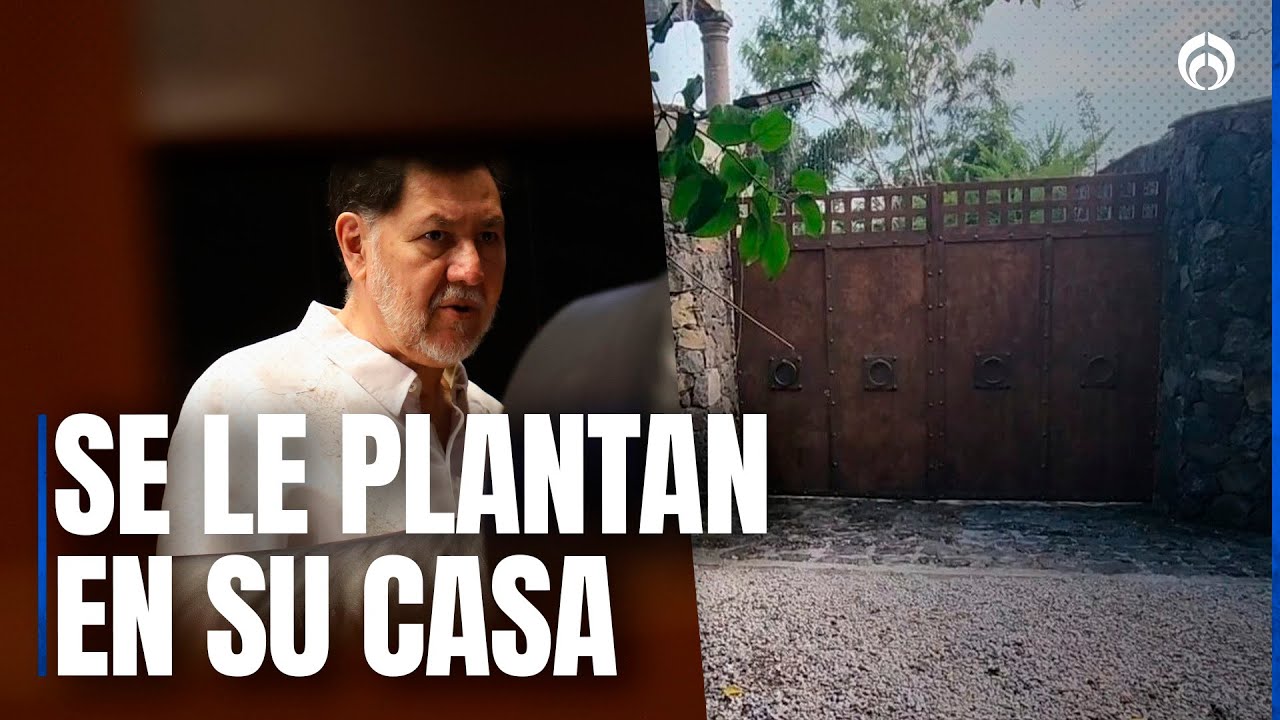 Y no lo sueltan… comuneros se le van encima a Noroña por casa en Tepoztlán