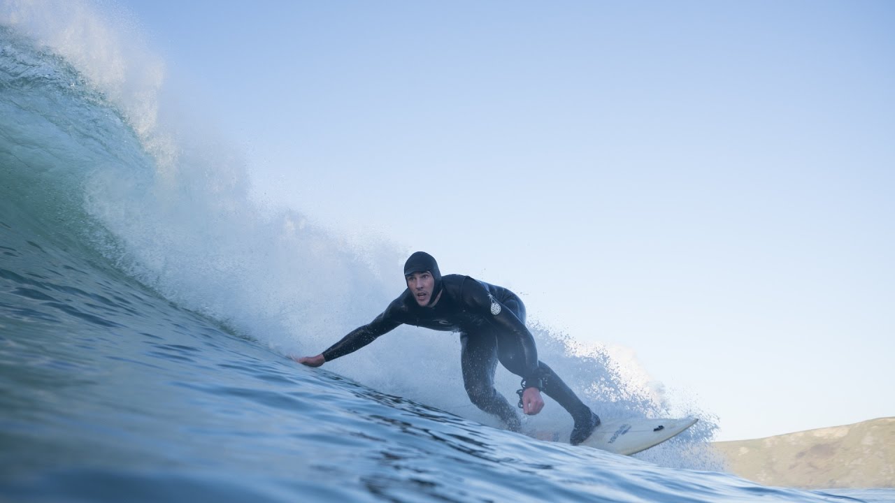 Surfing in Cornwall - Testing out my Meikon housing with Sony A7Rii
