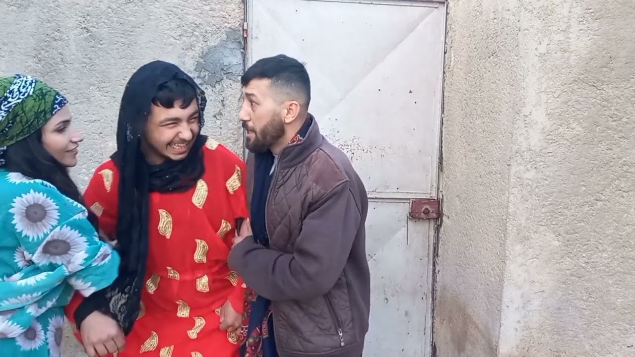 لما تتزوج اثنين ويصيروا عليك واحد يسويك اثنين🤣