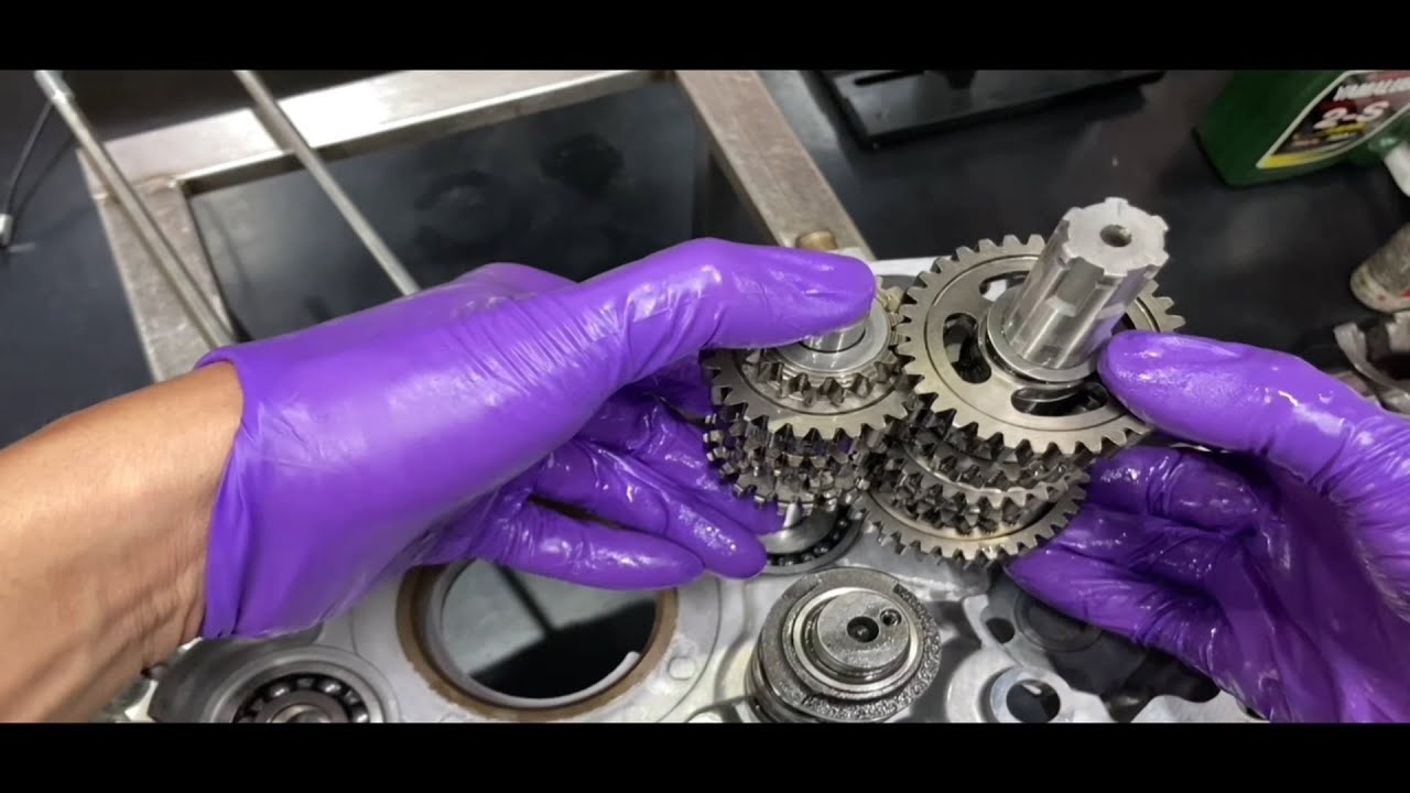 CSRT Episode16改車九四爽！如何安裝哈特佛 雲豹223六檔和滑動式離合器。This bike has been modified from a 5 speed to a 6 speed