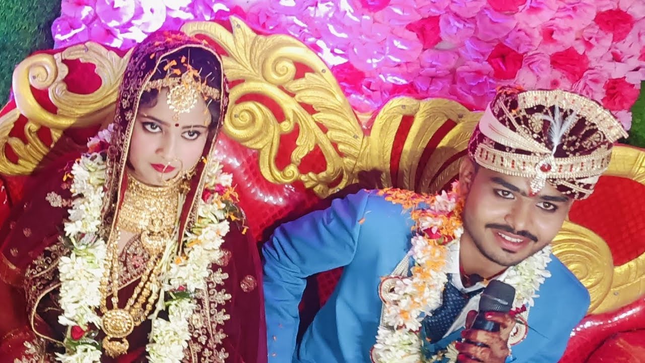 घर_आया_मेरा_परदेसी_प्यास_बुझी_मेरी_आँखियाँ_की #singer_ayush_akela ने अपनी ही शादी में धूम मचाई