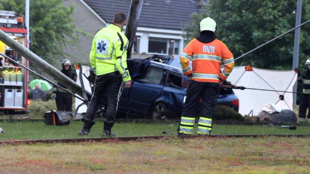 Persoon overleden na ernstig verkeersongeval in Drachten