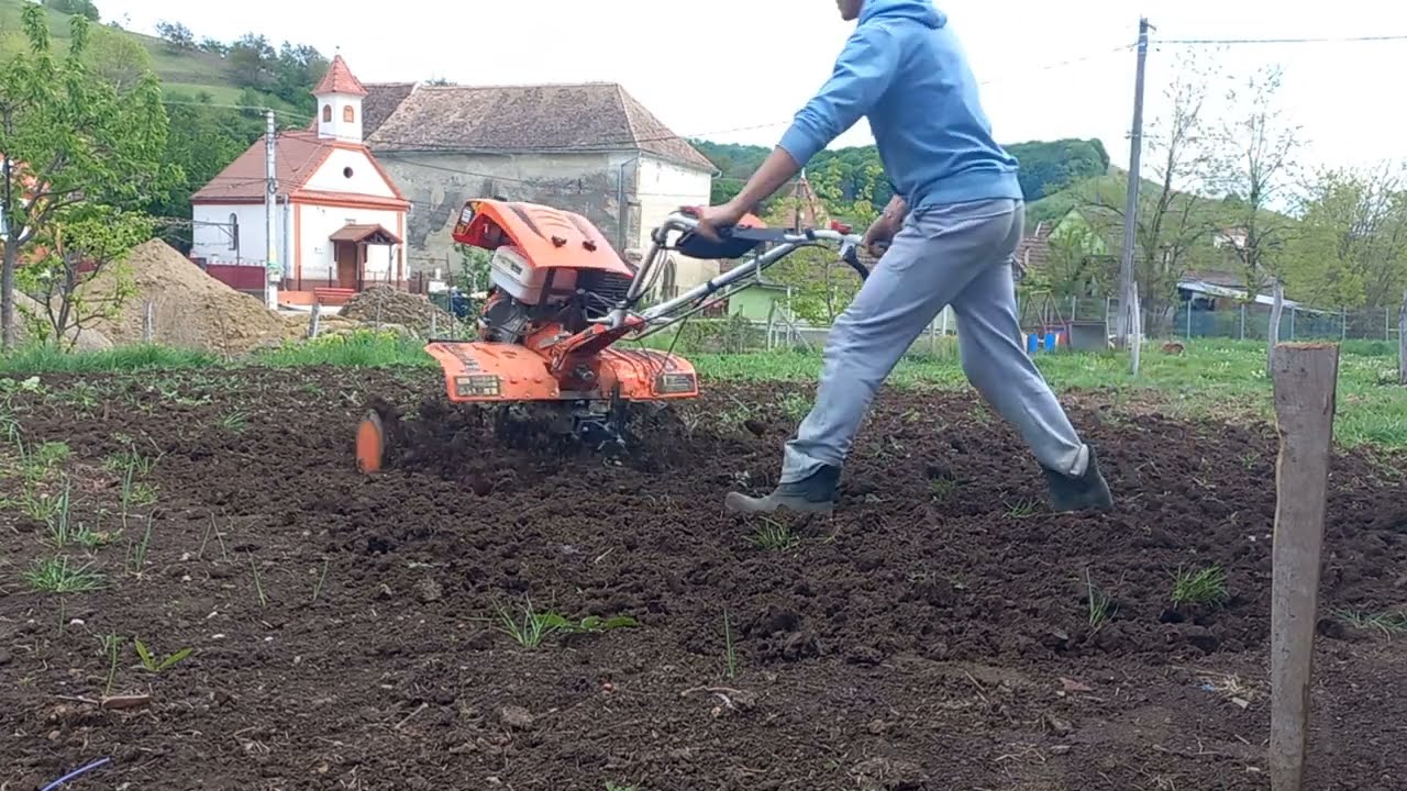 FREZAM si ultimul petec ramas in gradina cu RURIS 913ACC