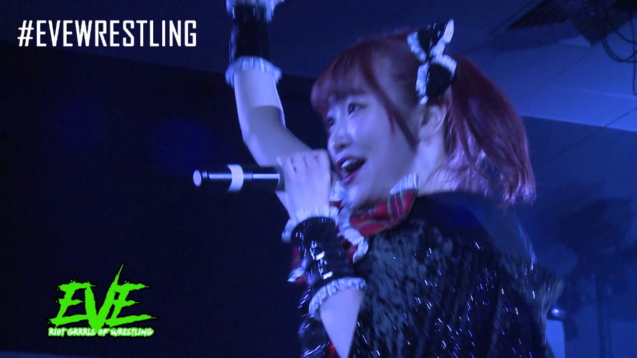 Maki Itoh's Rockstar WrestleQueendom 3 Entrance!