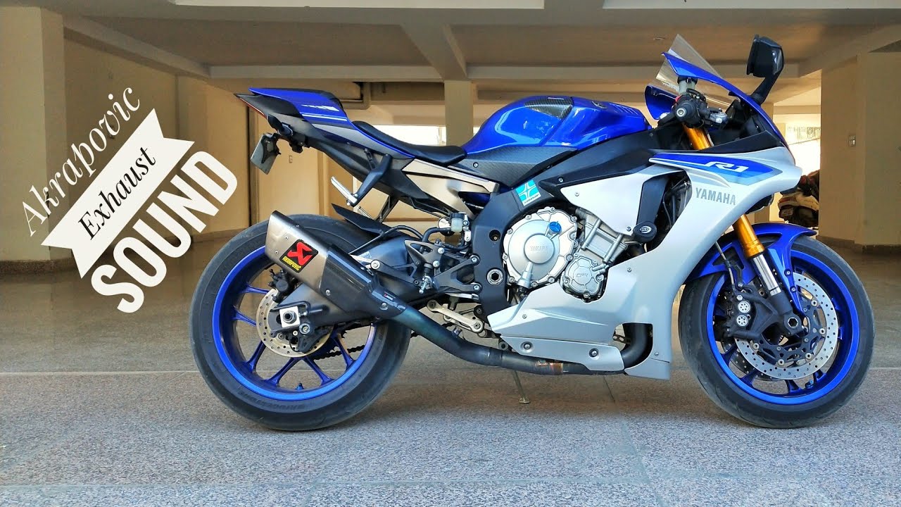 YAMAHA R1 With Akrapovic Exhaust -- Short Spin And Insane Revving 🙊🙈