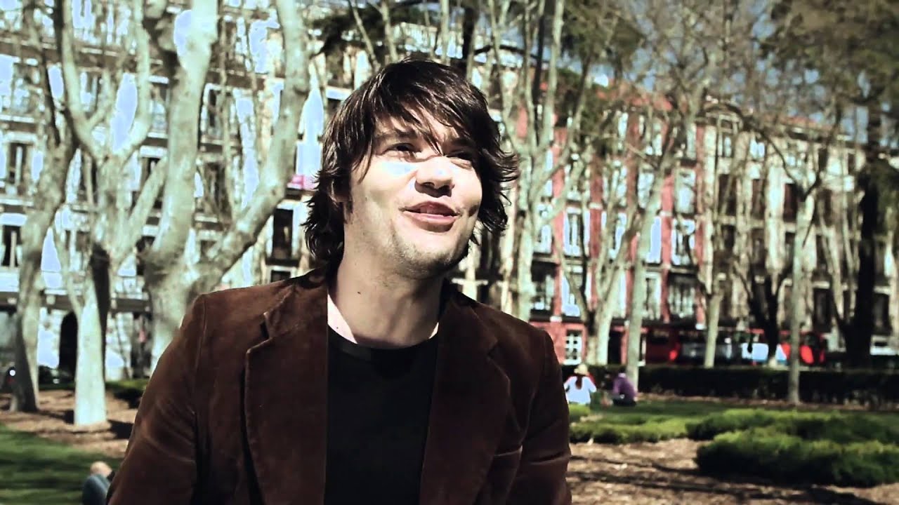 LUIS RAMIRO - UN AMOR SIN ESTRENAR (VIDEOCLIP OFICIAL)